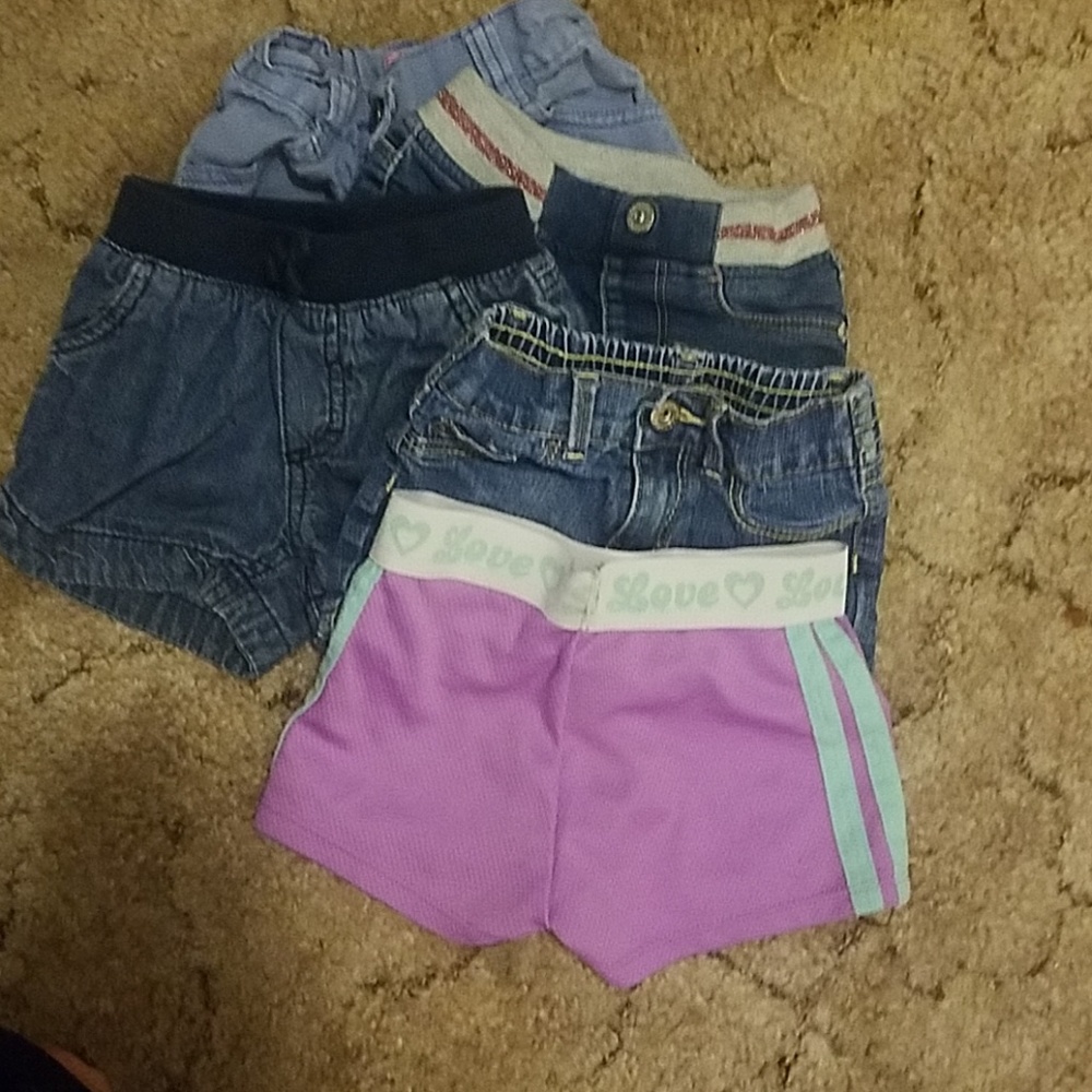 Lot of 5 shorts 24 month / 2T